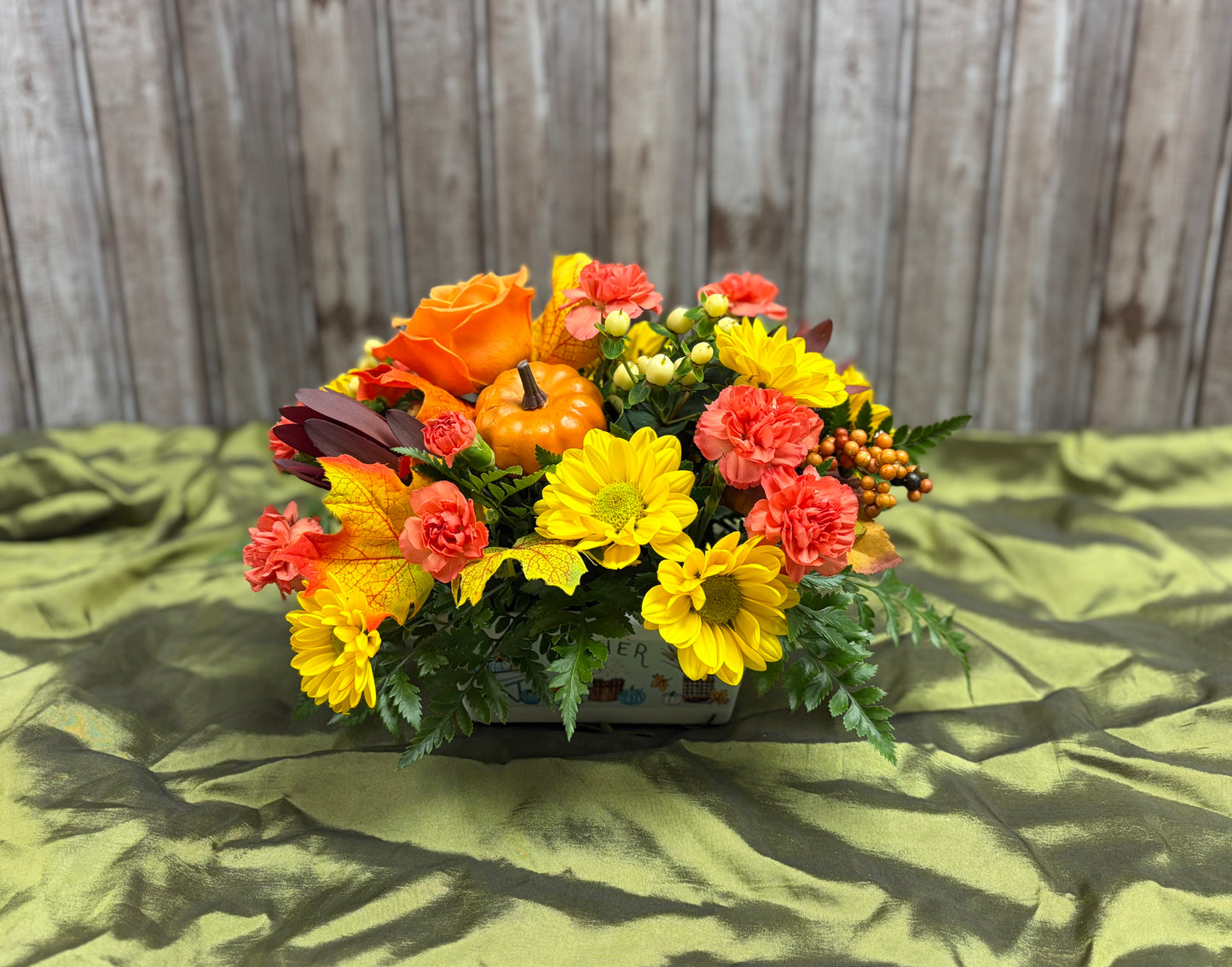 Beautiful Holiday Centerpiece