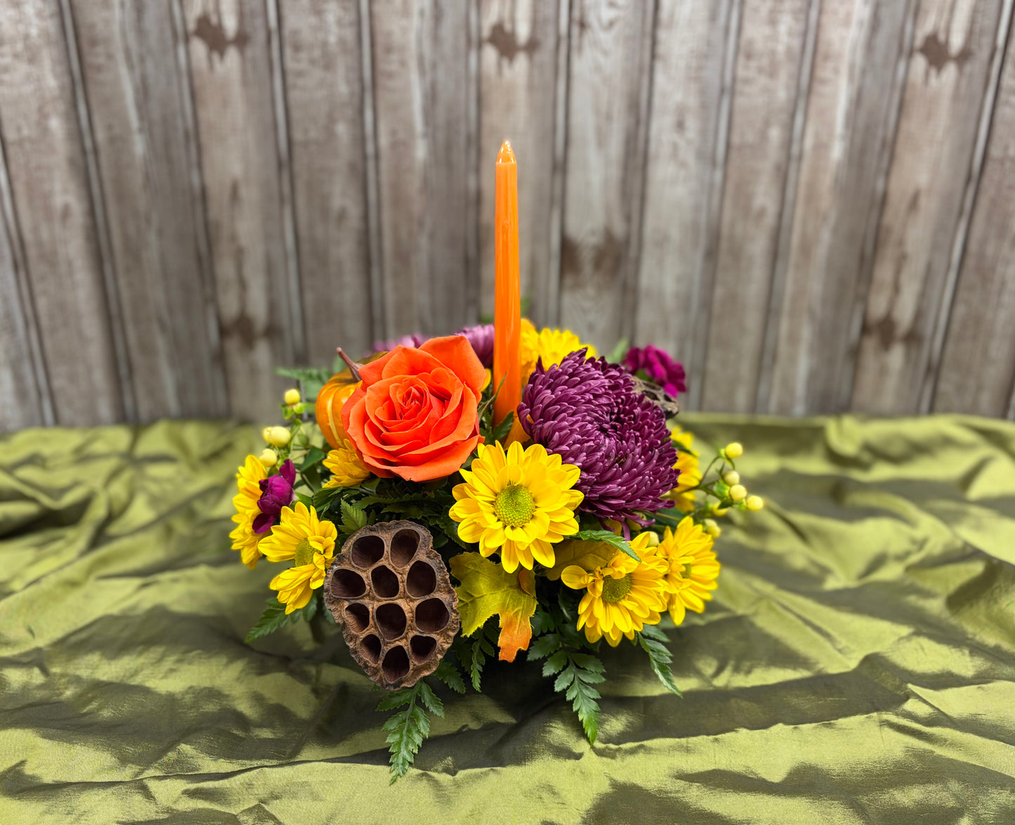 Beautiful Holiday Centerpiece